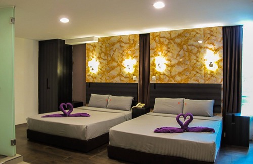 Bandar Puteri Puchong Hotel | Orchard Inn