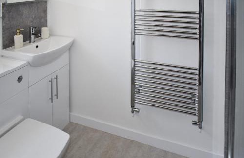 Broadwindsor Apartment | Orchard Lodge