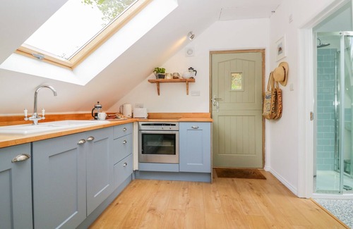 Modbury Cottage | ORCHARD LOFT, pet friendly, character holiday cottage in Modbury