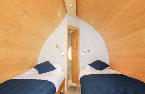 Corwen Cottage | ORCHARD POD, pet friendly, country holiday cottage in Corwen