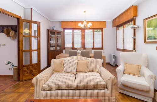 Alfoz de Lloredo House | Oreña