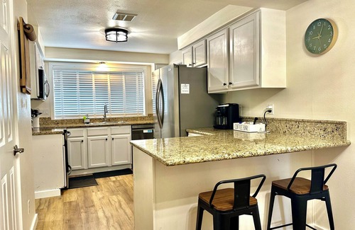 Oregon City House | Oregon Ridge Retreat- Near Downtown Oregon City