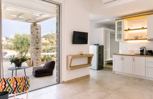 Menetai Villa | Orelia Luxury superior villa