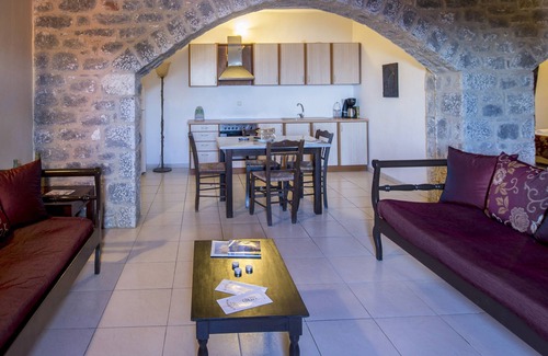 Itilo Apartment | Orestis - stone built traditional apartment