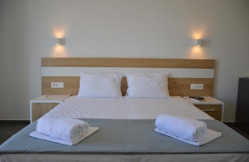 Apollonia Hotel | Orfeas