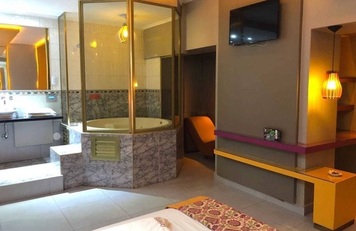 Constitucion Hotel | Origen Hotel (Motel)