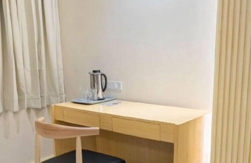 Downtown Tacloban Apartment | Original Studio at Etsu Hotel. Unwind and Relax