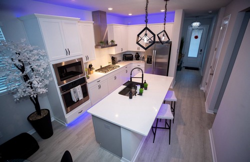 Colonialtown South House | ORL Modern Zen Vibe Brand new 2/2 construction in the Heart of Downtown Orlando