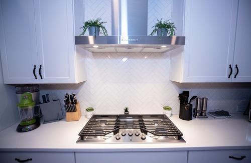 Colonialtown South House | ORL Modern Zen Vibe Brand new 2/2 construction in the Heart of Downtown Orlando
