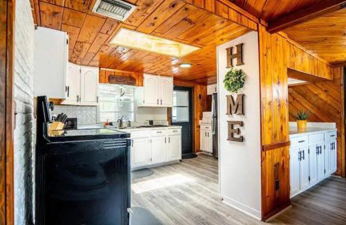 Orlando House | Orlando 3br Getaway Wi-fi Fun For Families