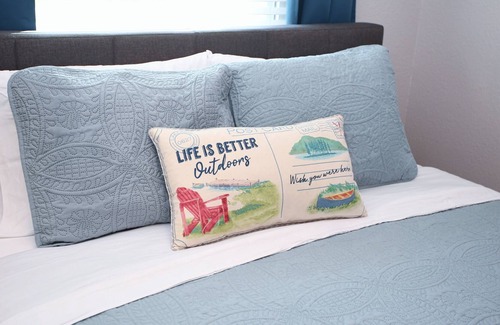 Orlando House | Orlando Home Near UCF - Pet-Friendly - Close to Work & Play