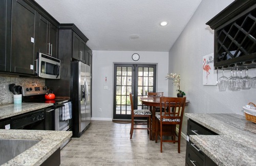 Orlando House | Orlando Home Near UCF - Pet-Friendly - Close to Work & Play