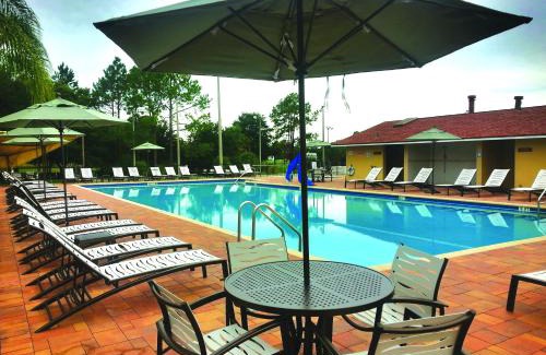 Four Corners Resort | Orlando RV Resort