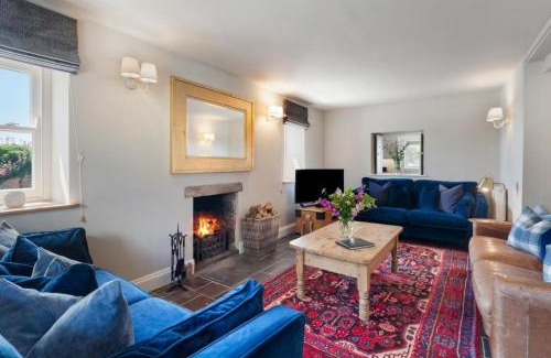 St Brides House | Orlandon Farm Cottage - 4 Bedroom - St Brides Bay