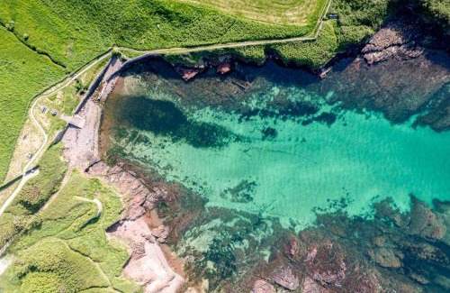 St Brides House | Orlandon Farm Cottage - 4 Bedroom - St Brides Bay