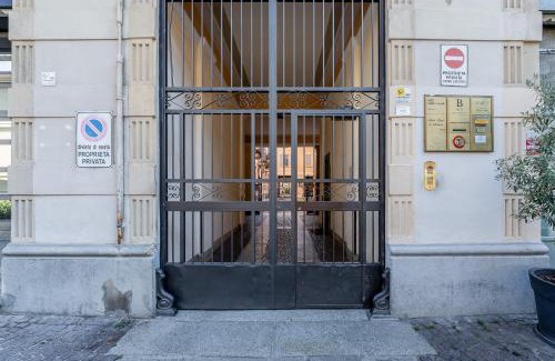 Guastalla Apartment | Orti Living - Porta Romana - Duomo by InnStay