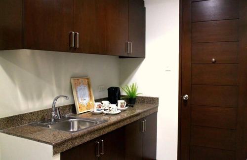 Kapitolyo House | Ortigas Budget Hotel
