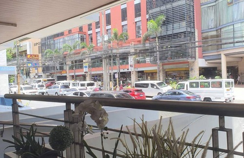 Kapitolyo House | Ortigas Budget Hotel