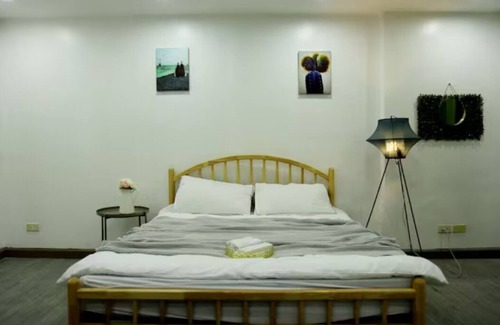 Ortigas Center Condo | Ortigas Netflix MRT Station23y