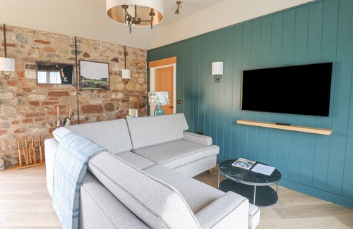 Appleby-in-Westmorland Cottage | ORTON COTTAGE, pet friendly, with a garden in Appleby-In-Westmorland