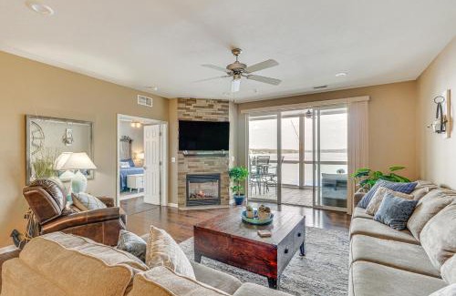 Osage Beach Apartment | Osage Beach Condo Near Hiking and Shopping!