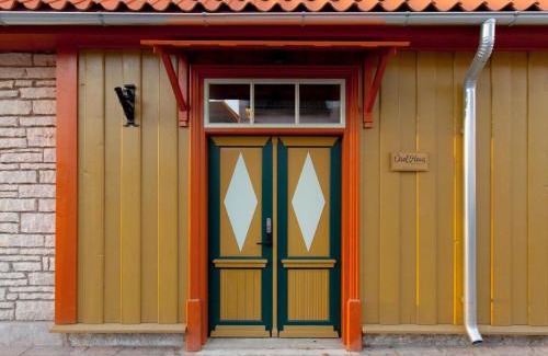 Kuressaare Apartment | Ösel Apartment - great for couples, friends and families