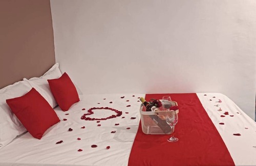 Kitengela Hotel | Osiligi White Resort