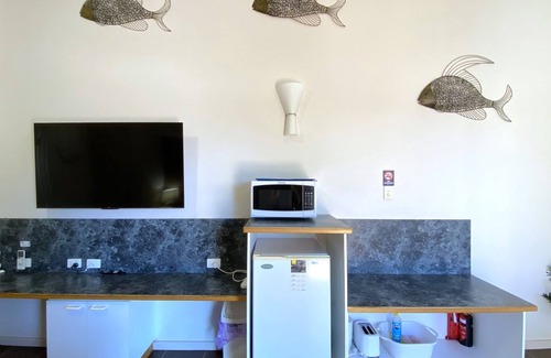 Exmouth Apartment | Osprey Holiday Village Unit 213/1 Bedroom - Villa with a Pool in the Complex