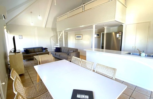 Exmouth Villa | Osprey Holiday Village Unit 105