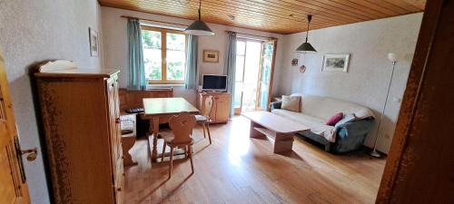 Schwarzenbach Apartment | Osserapartment Green