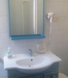 Trionfale House | Ostello Villa Monte Mario