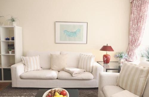 Tinnum House | Ostertresker 78, DHH