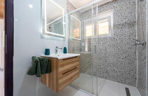 Danilovgrad Municipality Apartment | Ostrog Retreat