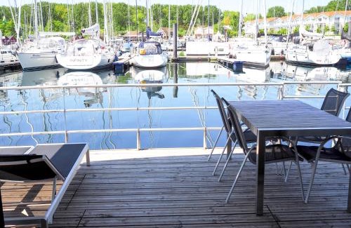 Boltenhagen House | Ostsee Hausboot Boltenhagen - Hausboot LP1
