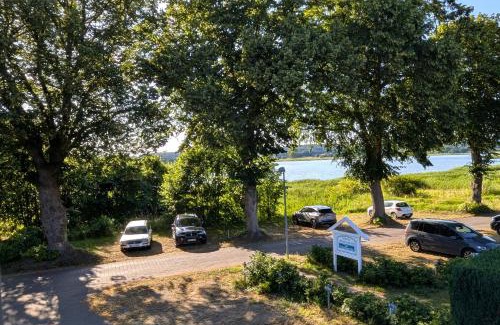 Seedorf Apartment | Ostseebad Sellin - OT Seedorf Appartement mit Seeblick