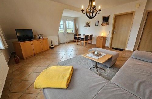 Behrensdorf Apartment | Ostseekoje-im-Haus-zwischen-den-Wassern