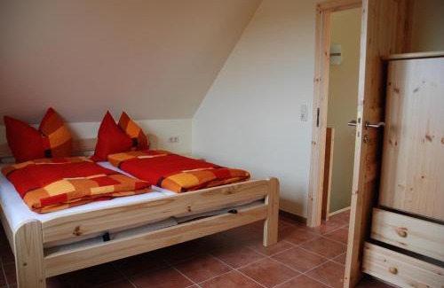 Mechelsdorf House | Ostseepension TonArt
