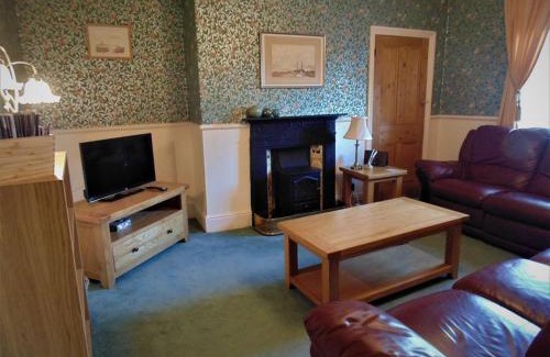South Charlton House | Oswin Cottge