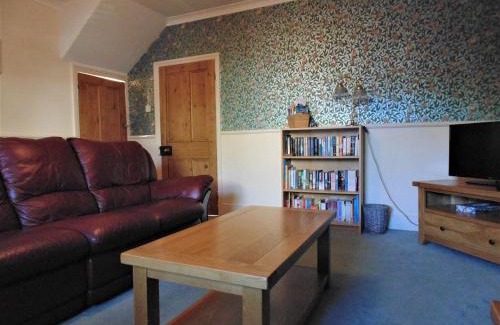 South Charlton House | Oswin Cottge