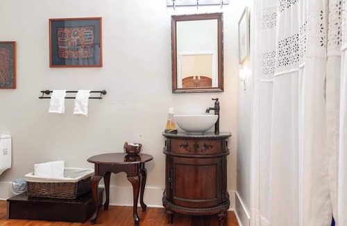 Stratford Apartment | Othello Stone Maiden Inn