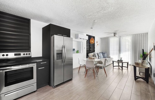 Parque Apartment | Otium Rentals Casa Elena Getaway