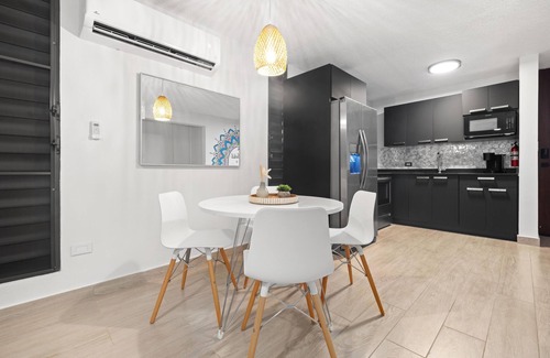 Parque Apartment | Otium Rentals Cozy Escape at Casa Elena