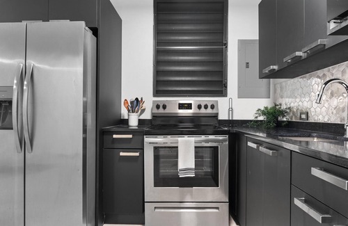 Parque Apartment | Otium Rentals Vacation Getaway at Casa Elena