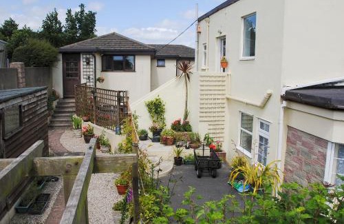 Torquay House | Ottery Tor - Ukc1925