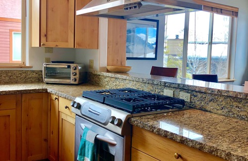 Warm Springs House | Our Amazing Idahome.Affordable and Elegant!