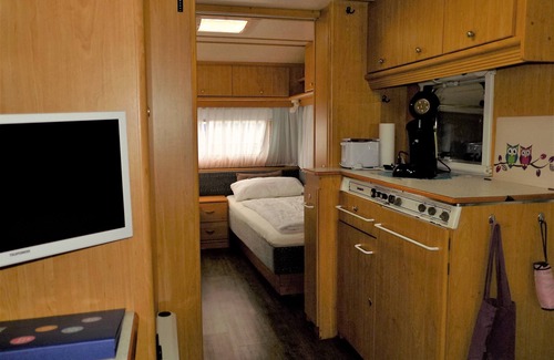 Horum House | Our caravan ´Nordlicht´ in a quiet rural location