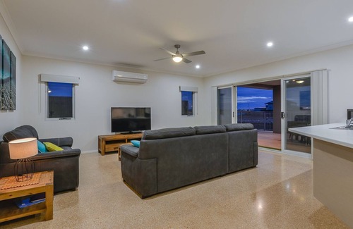 Exmouth House | OUR EXMOUTH HOUSE: KESTREL: Exmouth Marina