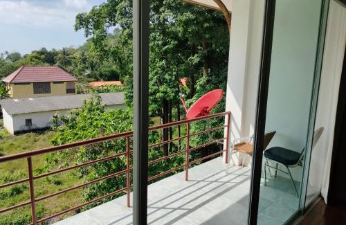Ko Lanta Apartment | our home at lanta klongnin beach