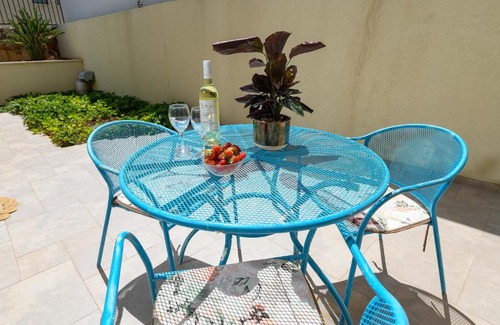 Rosh Pinna Apartment | Our Little Strawberry - Charming 1bd Condo in Rosh Pinna