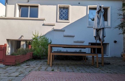 Noisy-le-Sec House | Our lovely and quiet house with garden awaits you.